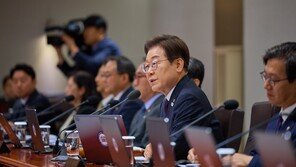 전국민이냐 선별이냐…민주당은 ‘민심’ 대통령은 ‘고심’