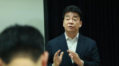 더본코리아, 백종원 단독 대표로 전환…전면 쇄신 단행
