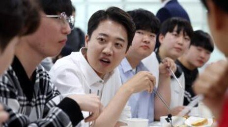 이준석 “홍준표와 신당 창당 검토한 바 없어”…경기지사 출마설도 일축