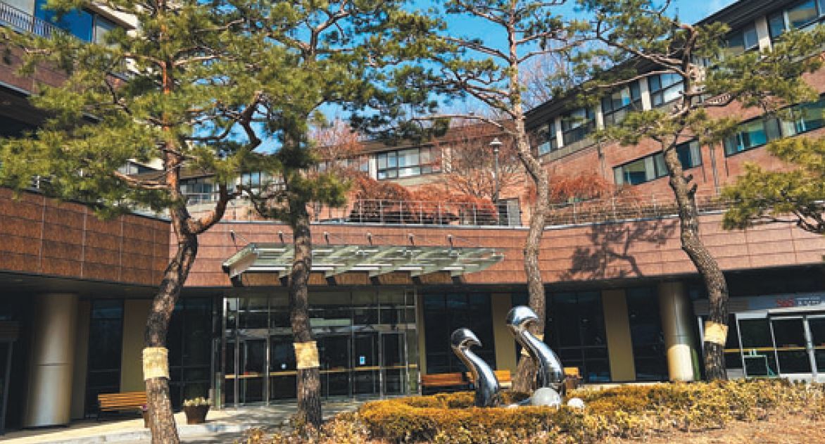 유당마을 로비 입구.